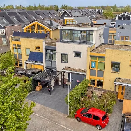 Peace And Luxury On The Waterfront